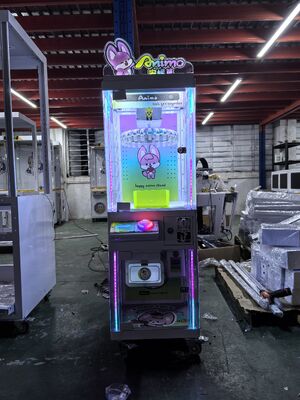 Bon prix Équipement d'arcade commercial grand jouet en peluche fonctionnant à la pièce réglable machine-cadeau à grue poupée en ligne